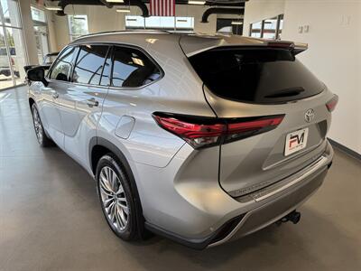 2020 Toyota Highlander Platinum   - Photo 5 - Boise, ID 83713