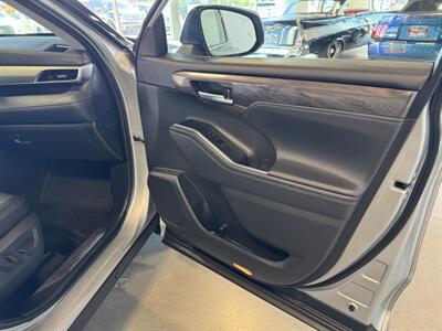2020 Toyota Highlander Platinum   - Photo 23 - Boise, ID 83713