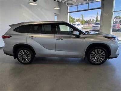 2020 Toyota Highlander Platinum   - Photo 8 - Boise, ID 83713