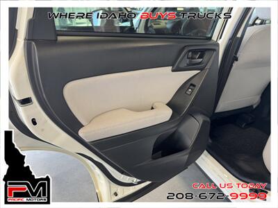 2014 Subaru Forester 2.5i   - Photo 17 - Boise, ID 83713