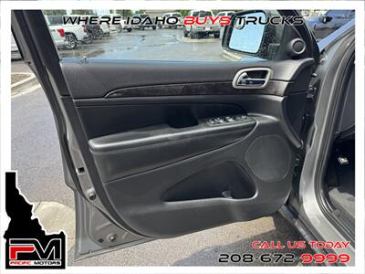 2012 Jeep Grand Cherokee Laredo   - Photo 14 - Boise, ID 83713