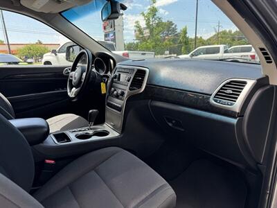 2012 Jeep Grand Cherokee Laredo   - Photo 19 - Boise, ID 83713