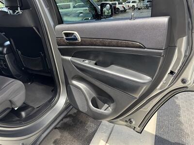 2012 Jeep Grand Cherokee Laredo   - Photo 24 - Boise, ID 83713