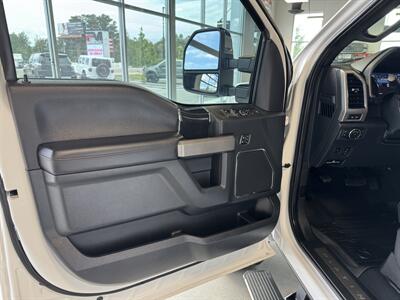 2022 Ford F-350 Super Duty Platinum   - Photo 10 - Boise, ID 83713