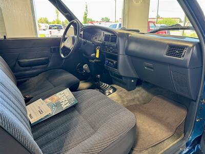 1994 Toyota Pickup DX  4x4 - Photo 19 - Boise, ID 83713