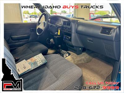 1994 Toyota Pickup DX  4x4 - Photo 19 - Boise, ID 83713