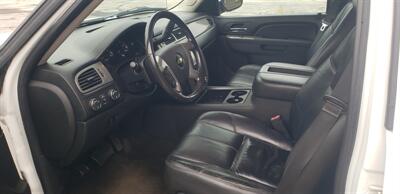 2012 Chevrolet Avalanche LT - Photo 10 - Hemlock, MI 48626