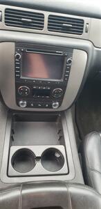 2012 Chevrolet Avalanche LT - Photo 12 - Hemlock, MI 48626