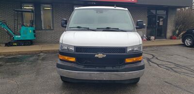 2021 Chevrolet Express 3500   - Photo 9 - Hemlock, MI 48626