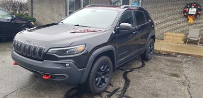 2020 Jeep Cherokee Trailhawk   - Photo 2 - Hemlock, MI 48626