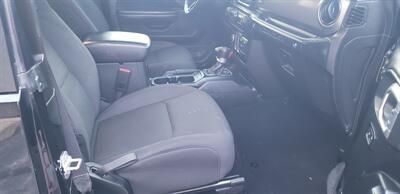 2022 Jeep Wrangler Sport S   - Photo 14 - Hemlock, MI 48626