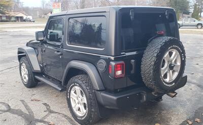 2022 Jeep Wrangler Sport S   - Photo 4 - Hemlock, MI 48626