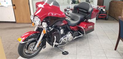 2013 HARLEY DAVIDSON LIMITED CLASSIC FLHTK   - Photo 1 - Hemlock, MI 48626