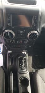 2017 Jeep Wrangler Sport - Photo 12 - Hemlock, MI 48626