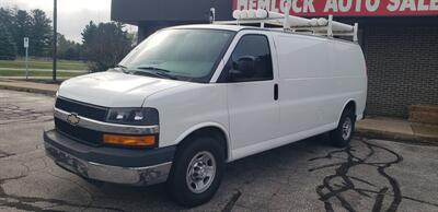2015 Chevrolet Express 2500   - Photo 2 - Hemlock, MI 48626