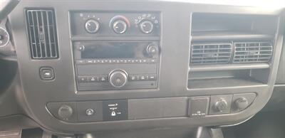 2015 Chevrolet Express 2500   - Photo 12 - Hemlock, MI 48626