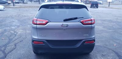 2017 Jeep Cherokee Latitude   - Photo 5 - Hemlock, MI 48626