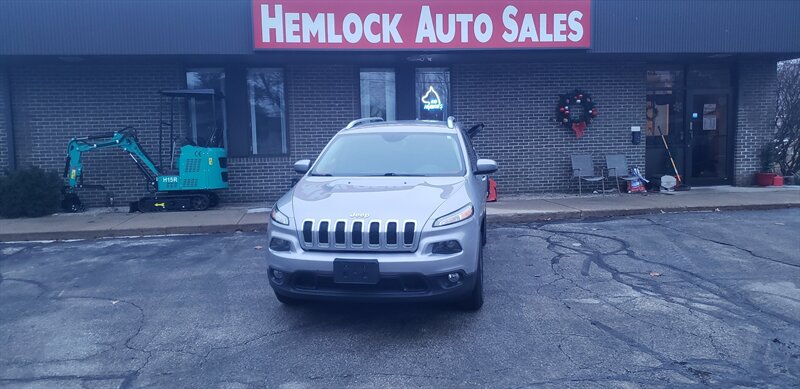 2017 Jeep Cherokee Latitude   - Photo 1 - Hemlock, MI 48626