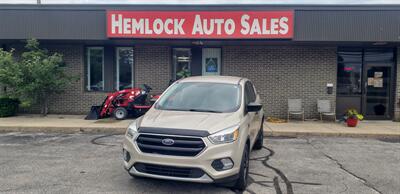 2017 Ford Escape SE   - Photo 1 - Hemlock, MI 48626