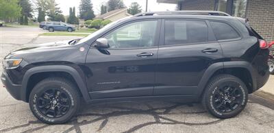 2020 Jeep Cherokee Trailhawk - Photo 3 - Hemlock, MI 48626