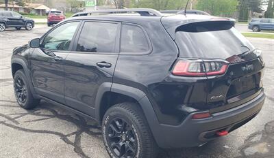 2020 Jeep Cherokee Trailhawk - Photo 4 - Hemlock, MI 48626