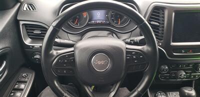 2020 Jeep Cherokee Trailhawk - Photo 11 - Hemlock, MI 48626