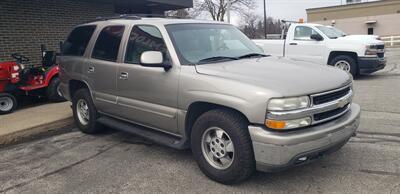 2001 Chevrolet Tahoe LT   - Photo 8 - Hemlock, MI 48626