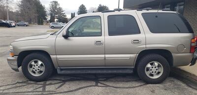 2001 Chevrolet Tahoe LT   - Photo 3 - Hemlock, MI 48626