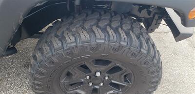2017 Jeep Wrangler Willys Wheeler W - Photo 15 - Hemlock, MI 48626