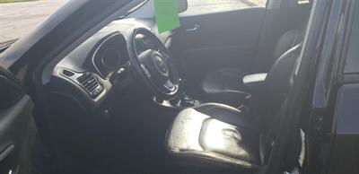 2018 Jeep Compass Limited   - Photo 9 - Hemlock, MI 48626
