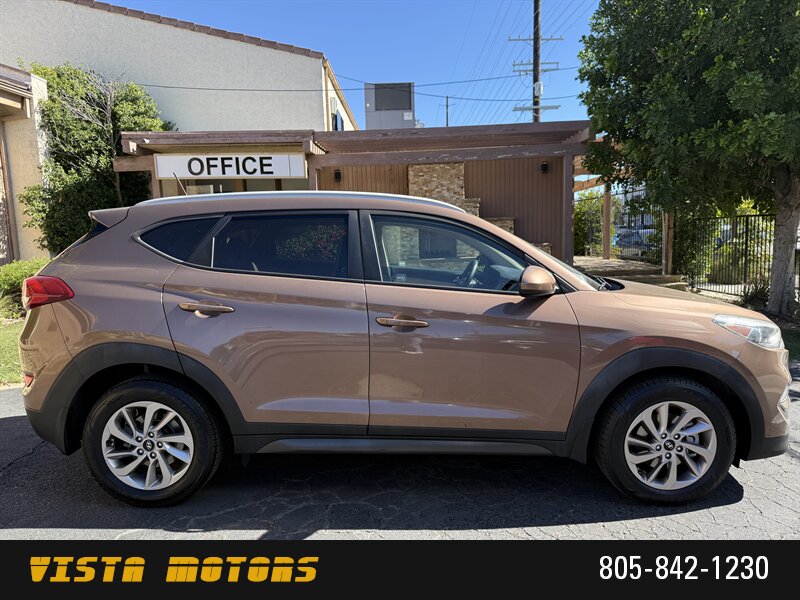 2016 Hyundai TUCSON SE   - Photo 2 - Chatsworth, CA 91311