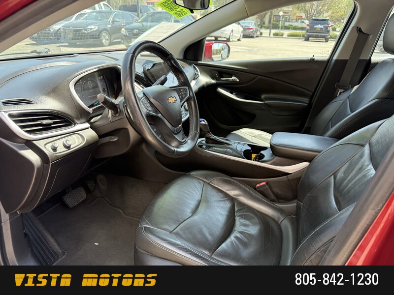 2019 Chevrolet Volt LT - Photo 12 - Simi Valley, CA 93063