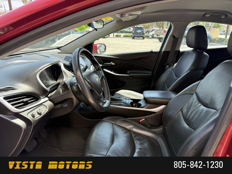 2019 Chevrolet Volt LT - Photo 11 - Simi Valley, CA 93063