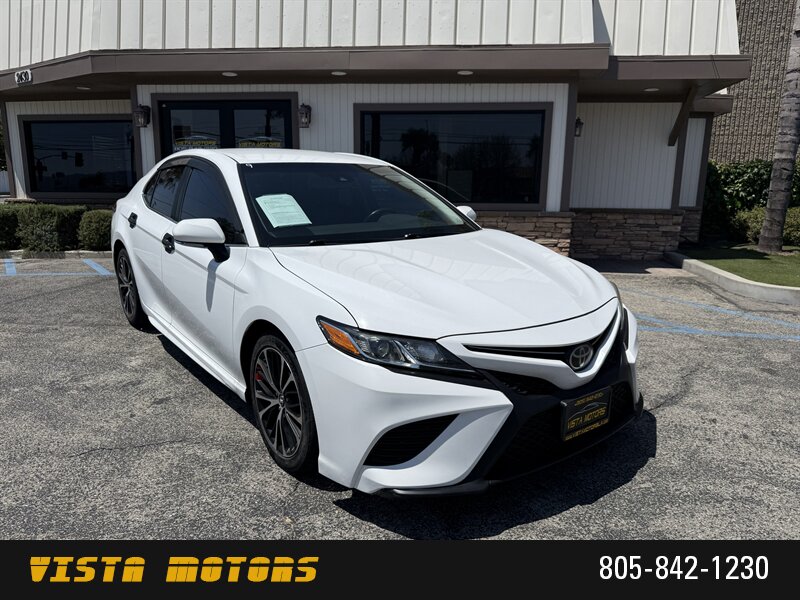 2018 Toyota Camry LE  
