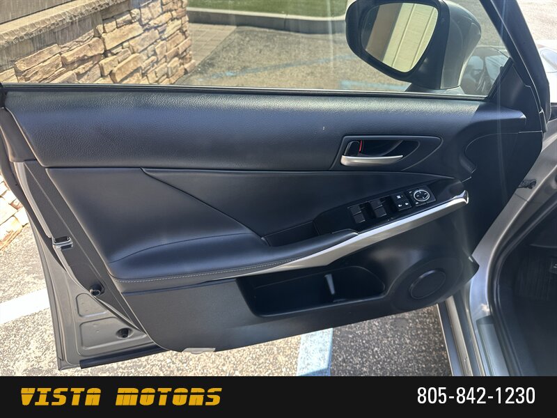 2018 Lexus IS 300 - Photo 13 - Simi Valley, CA 93063