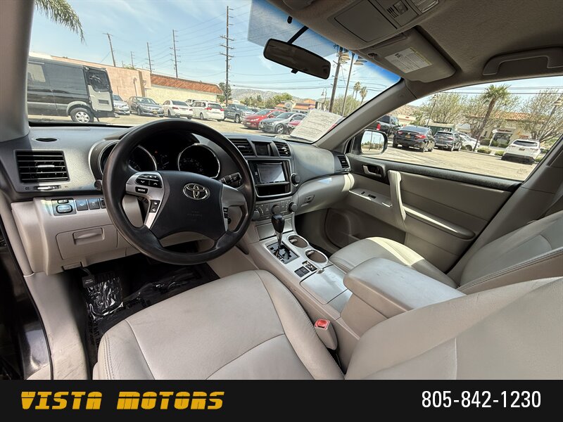 2013 Toyota Highlander - Photo 11 - Simi Valley, CA 93063