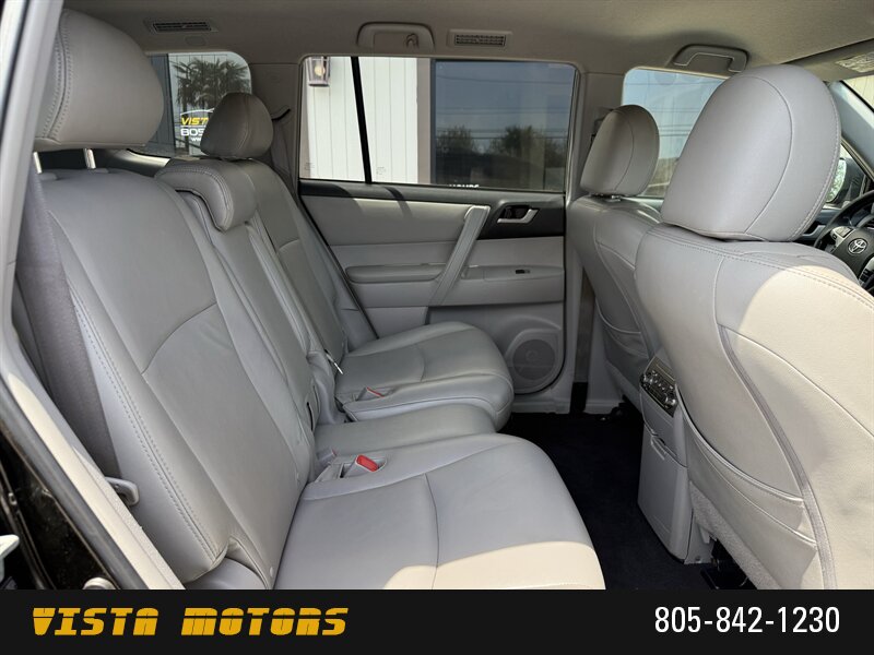 2013 Toyota Highlander - Photo 14 - Simi Valley, CA 93063