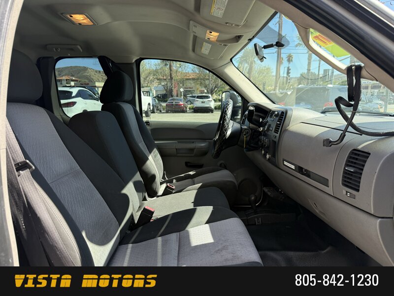 2007 Chevrolet Silverado 3500 Chassis - Photo 14 - Simi Valley, CA 93063