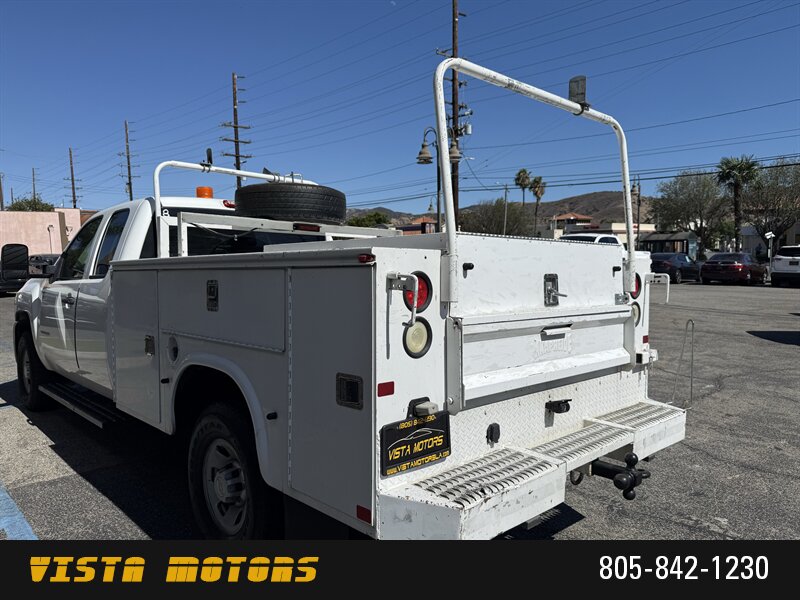 2007 Chevrolet Silverado 3500 Chassis - Photo 9 - Simi Valley, CA 93063