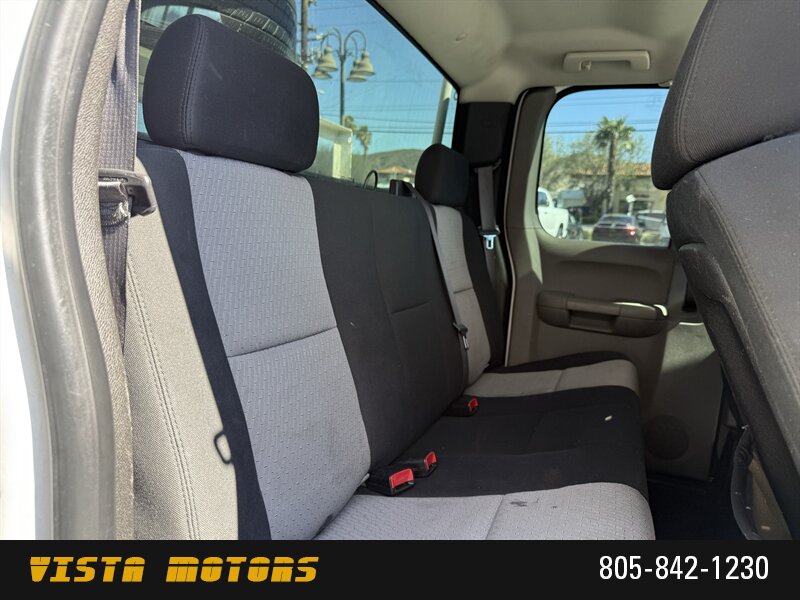2007 Chevrolet Silverado 3500 Chassis - Photo 13 - Simi Valley, CA 93063