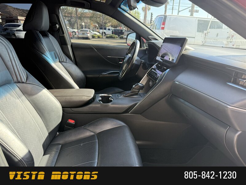 2021 Toyota Venza limited - Photo 16 - Simi Valley, CA 93063