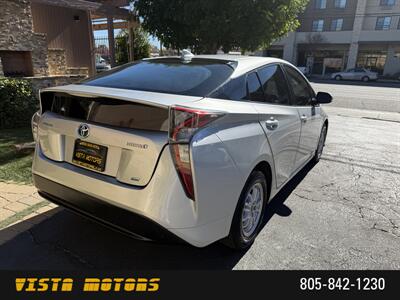 2017 Toyota Prius Two Eco   - Photo 5 - Chatsworth, CA 91311