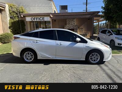 2017 Toyota Prius Two Eco   - Photo 8 - Chatsworth, CA 91311