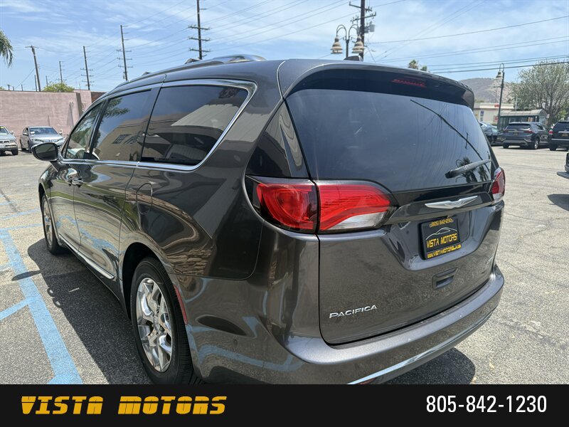2017 Chrysler Pacifica Limited - Photo 8 - Simi Valley, CA 93063