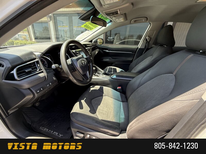 2019 Toyota Camry LE - Photo 15