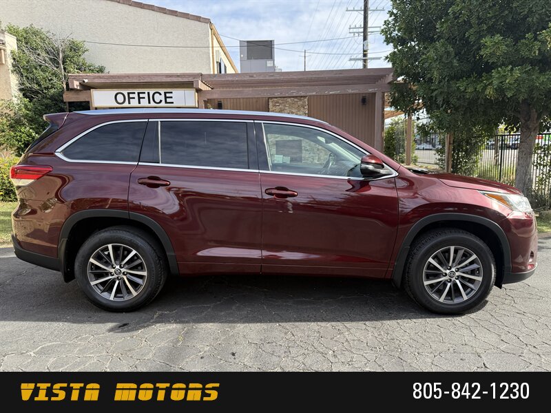 2018 Toyota Highlander XLE - Photo 2 - Chatsworth, CA 91311