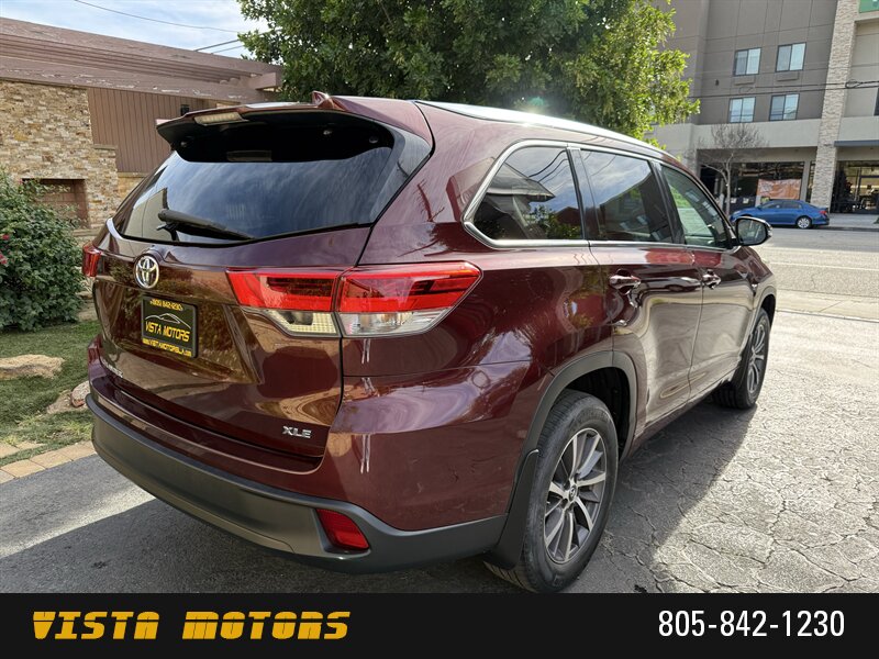 2018 Toyota Highlander XLE - Photo 7 - Chatsworth, CA 91311