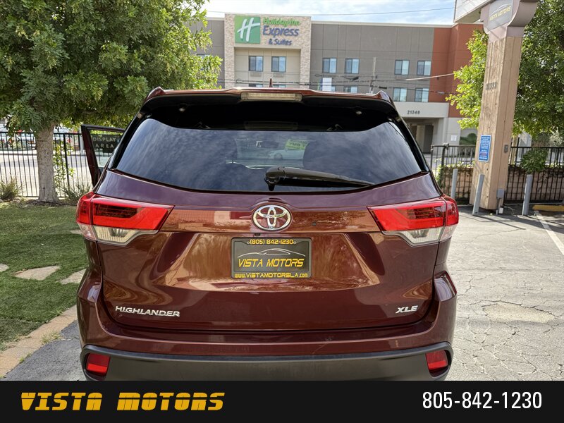 2018 Toyota Highlander XLE - Photo 9 - Chatsworth, CA 91311