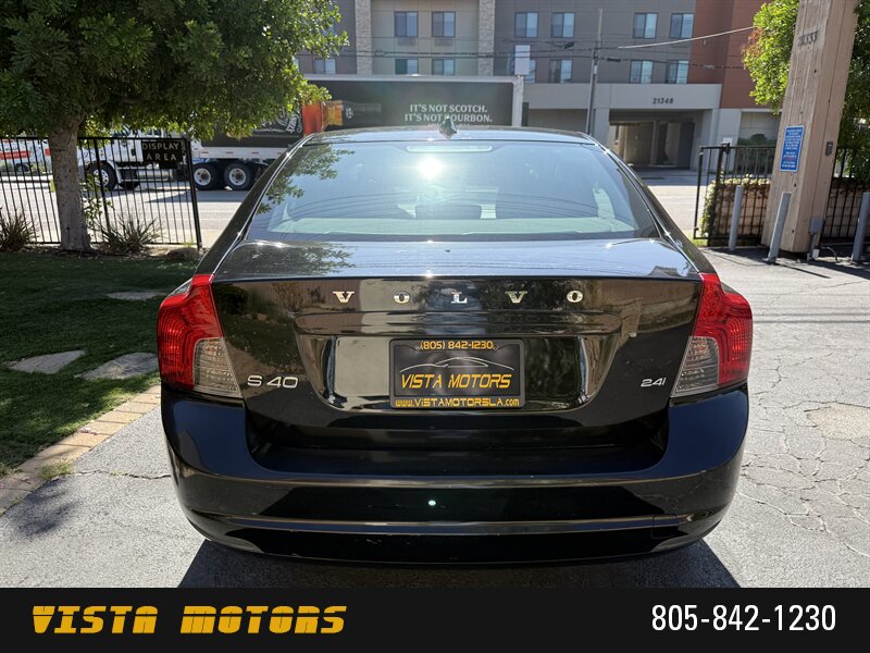 2009 Volvo S40 2.4i - Photo 8 - Chatsworth, CA 91311