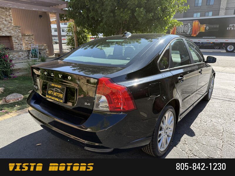 2009 Volvo S40 2.4i - Photo 9 - Chatsworth, CA 91311